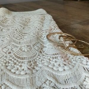 Ivory Lace Skirt -M/L